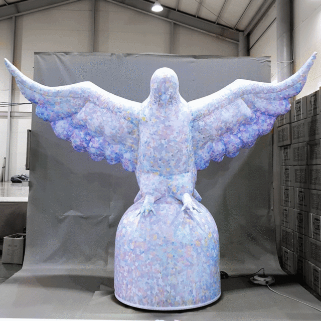 3.6미터 비둘기 중앙대예술학부 홀로그램 새 조형물
